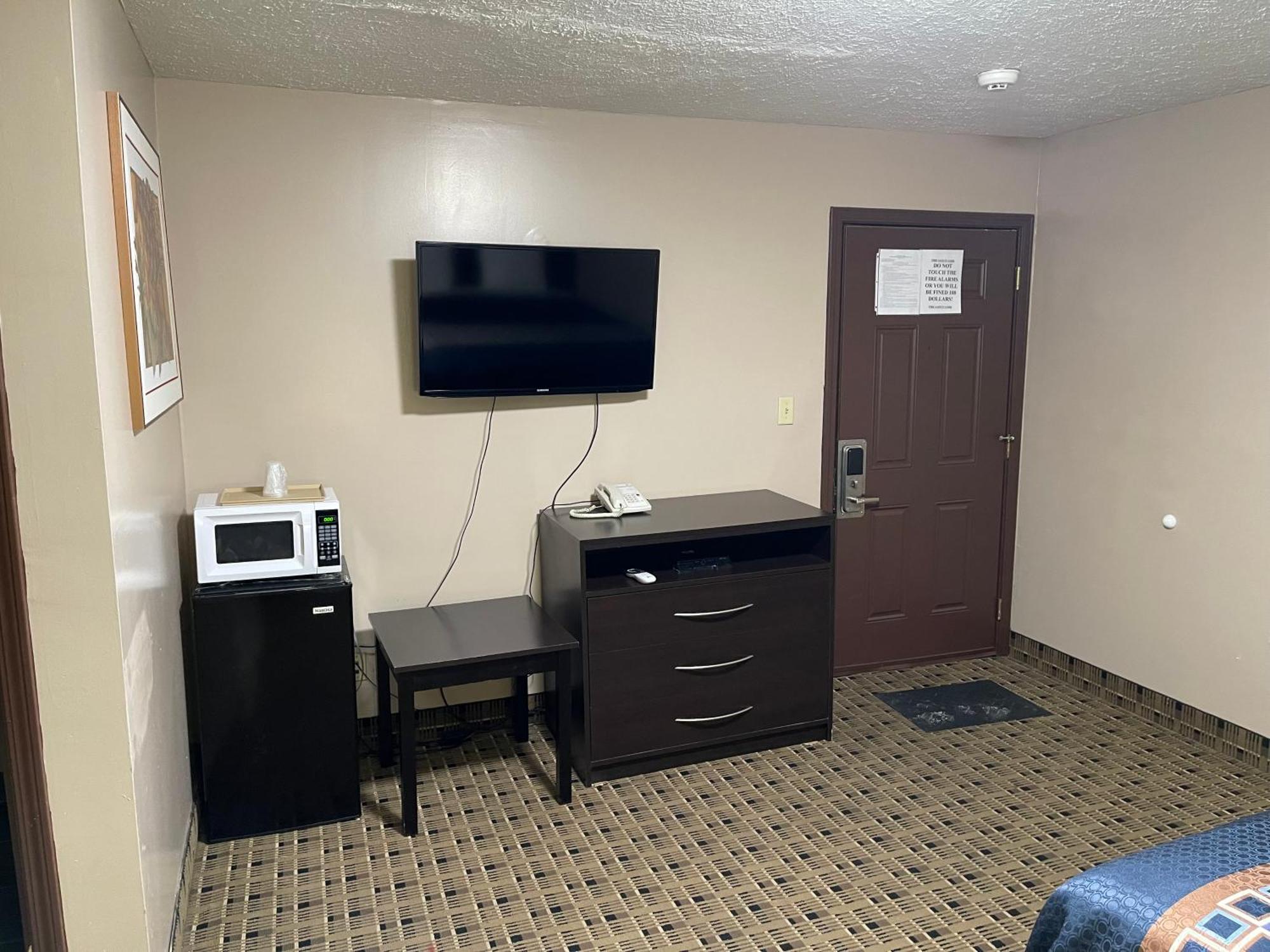 Economy Inn & Suites Ashtabula Luaran gambar