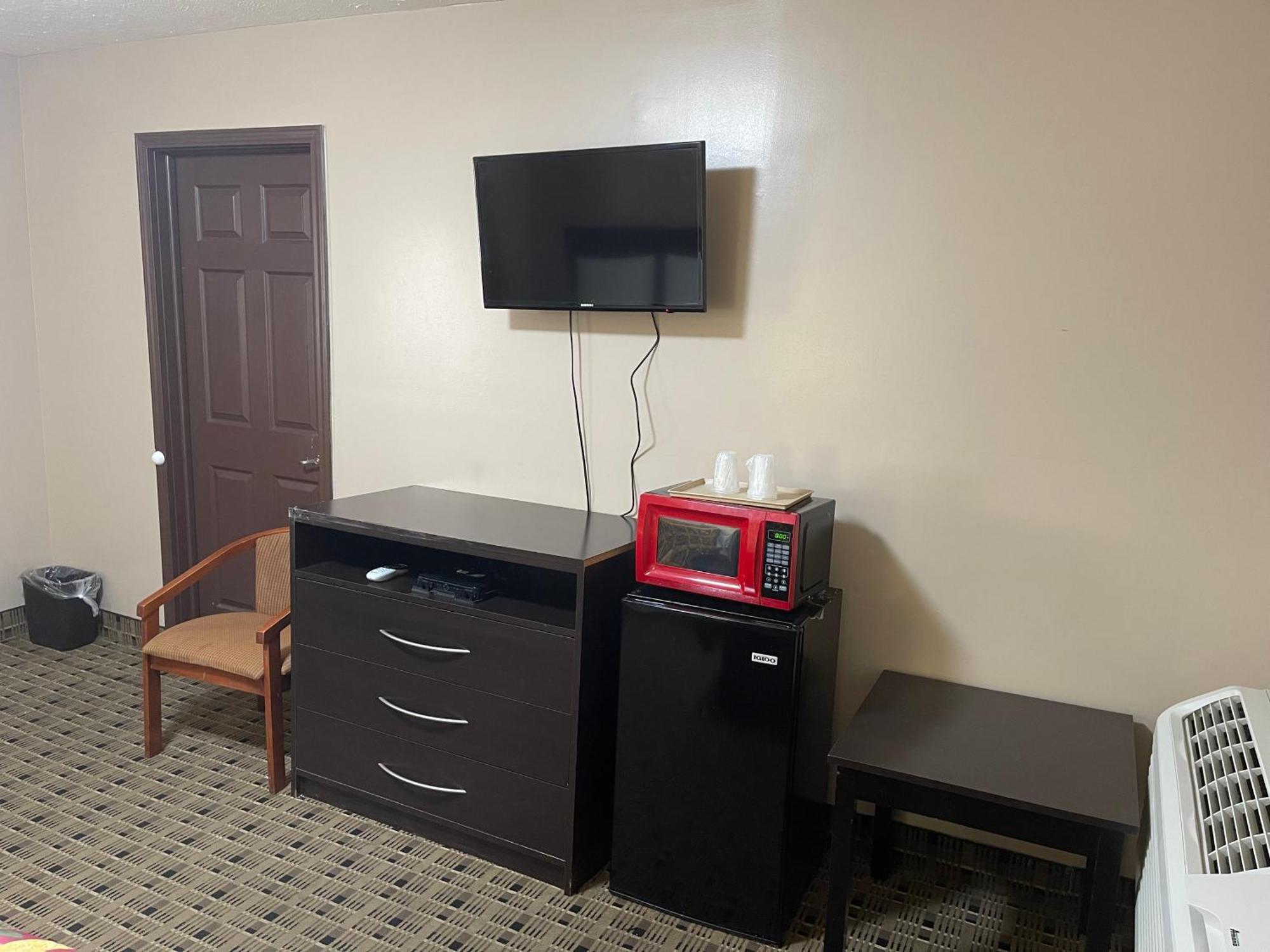 Economy Inn & Suites Ashtabula Luaran gambar