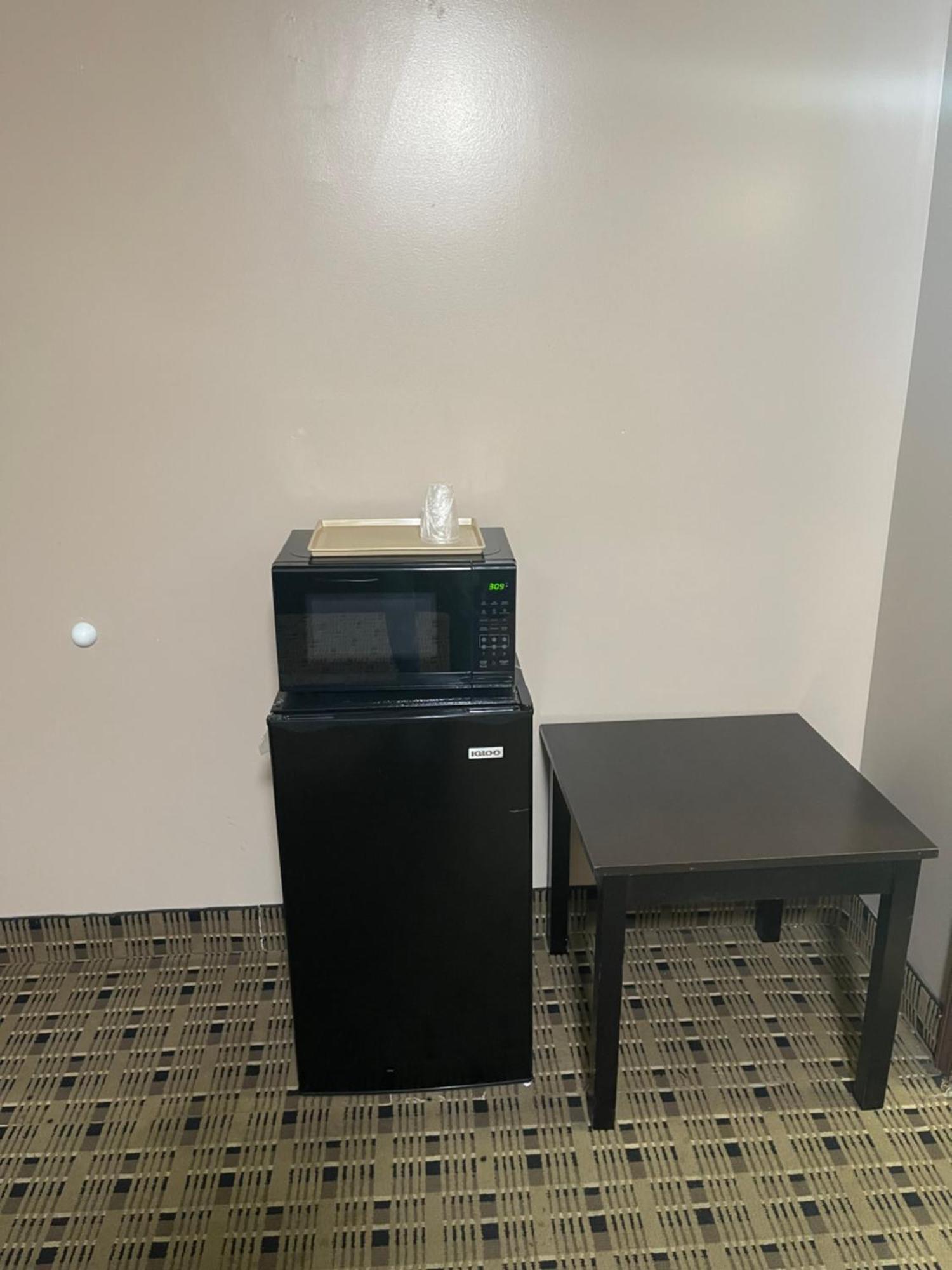 Economy Inn & Suites Ashtabula Luaran gambar