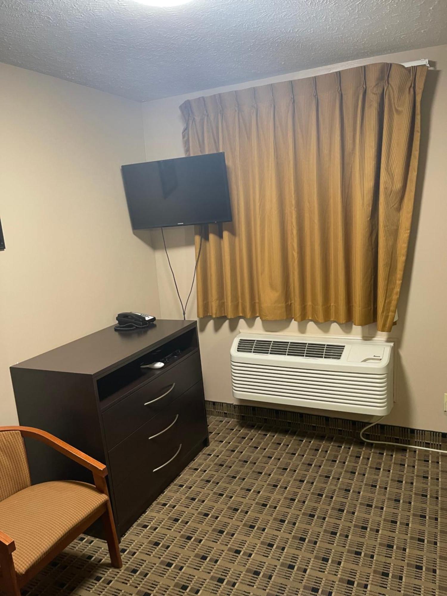 Economy Inn & Suites Ashtabula Luaran gambar