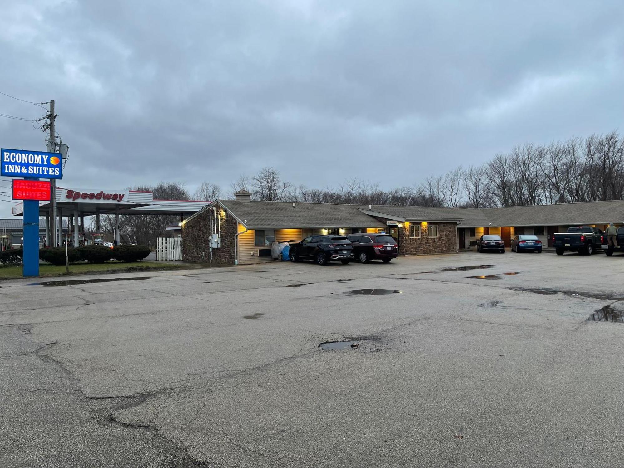 Economy Inn & Suites Ashtabula Luaran gambar
