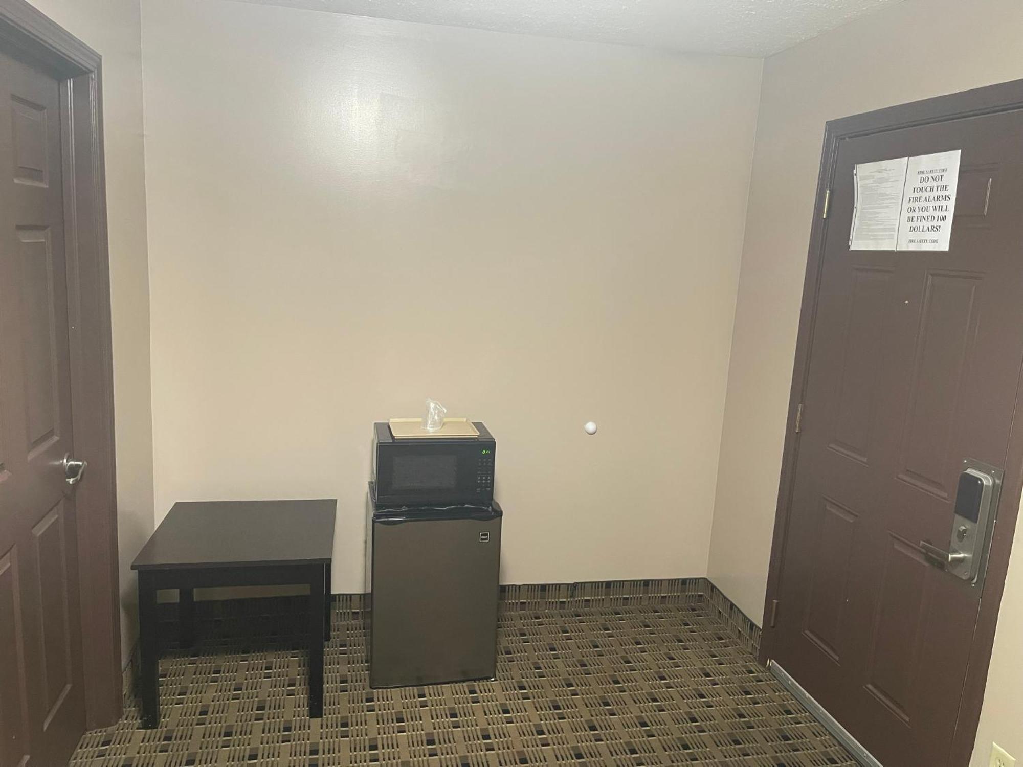 Economy Inn & Suites Ashtabula Luaran gambar