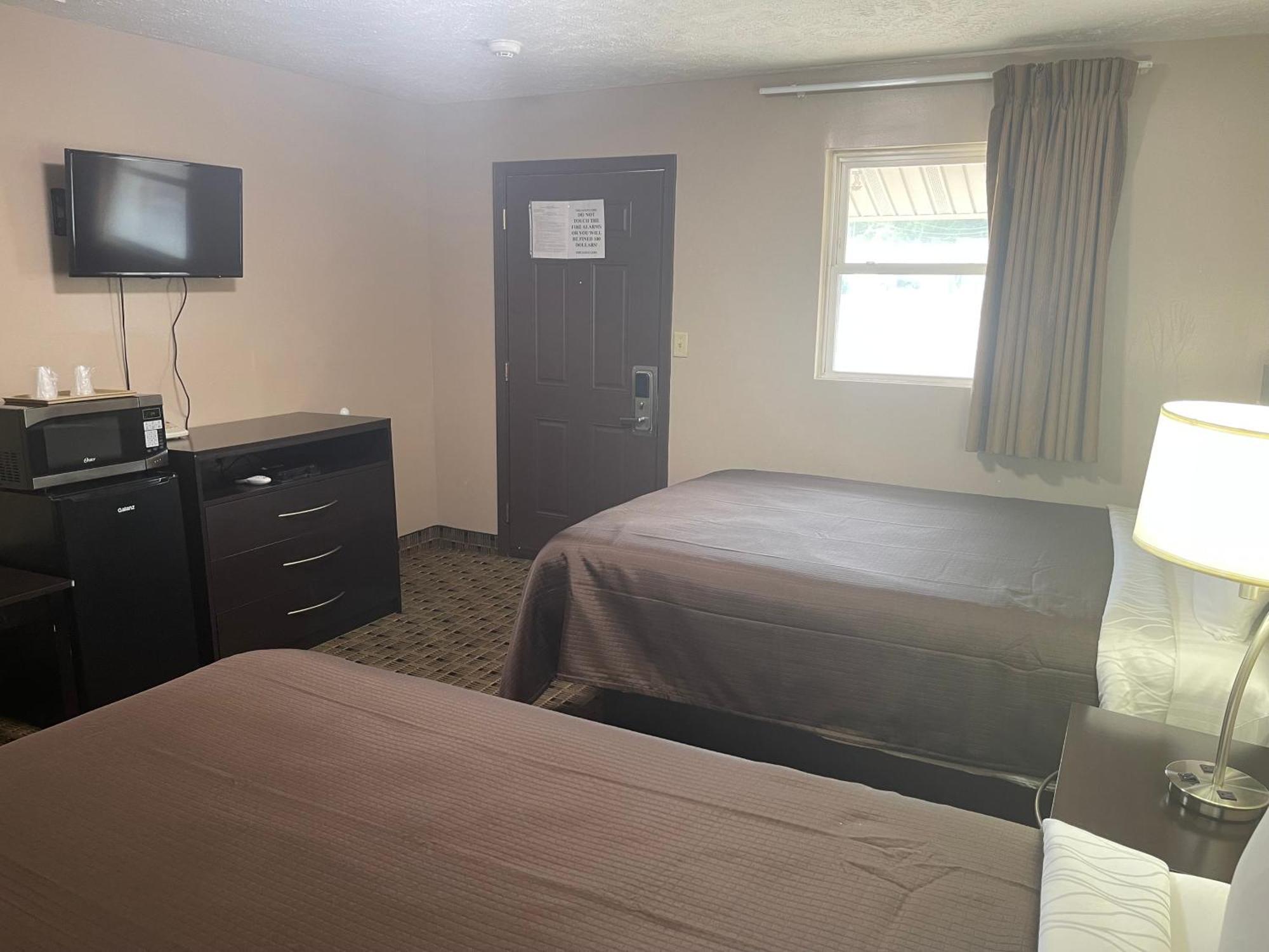 Economy Inn & Suites Ashtabula Luaran gambar