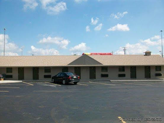 Economy Inn & Suites Ashtabula Luaran gambar
